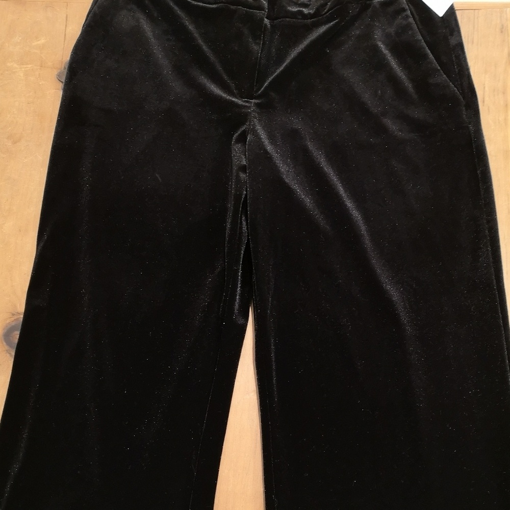 Reitmans | Velvet black wide leg pant